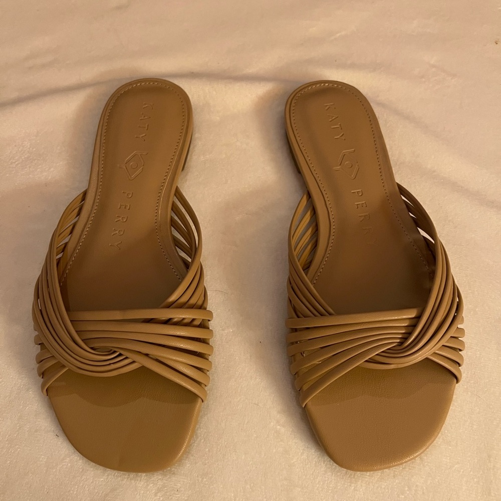 Katy‎ Perry  Caramel Slide Sandals size 6 Casual Flats Work Fun School Shoes
